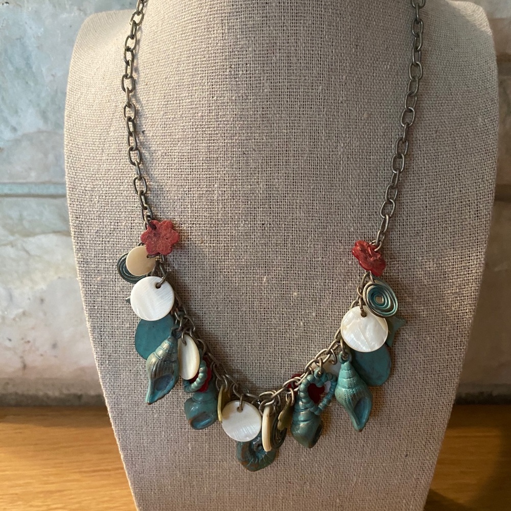 Beach Necklace - Picture 3 of 4